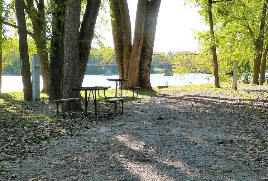 Photo showing Lake Sugema Campgrounds