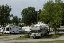 Photo showing Singing Hills RV Park