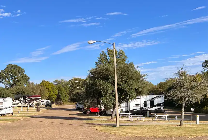 Photo showing Ameristar RV Park