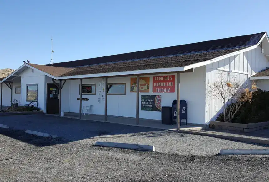 Star Point Trading Post & RV Park