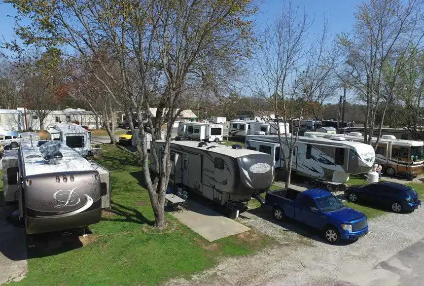 Photo showing Springwood RV Park