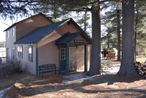Summit Lake Game Farm & Campground