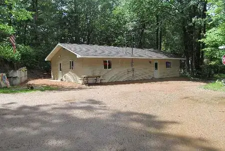 Photo showing Lake George Campsite